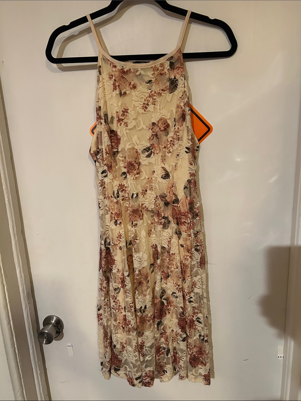 Rue21 Cream Maxi Dress with Dusty Rose Floral Lace